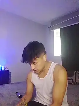 Snapshot of jhon_mendoza_ chatting on October 2025 01:03:02 PM jhon mendoza  online show from October 2025 01:03:02 PM