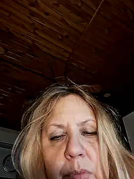 Snapshot of JennyInVegas chatting on June 2026 03:05:01 AM JennyInVegas online show from June 2026 03:05:01 AM