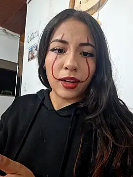 chloebrownn03 online show from October 2025 03:43:02 AM