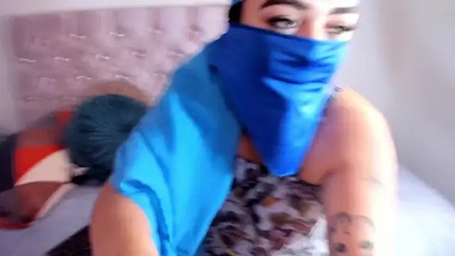 Inaya Khalifa online show from October 2025 01:55:02 AM