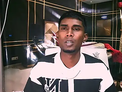 Snapshot of IndianThuggin chatting on June 2026 06:18:02 PM IndianThuggin online show from June 2026 06:18:02 PM