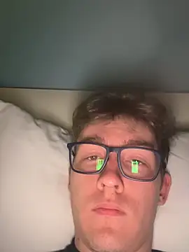 Snapshot of Anton2026 chatting on April 2026 10:07:02 PM Anton2026 online show from April 2026 10:07:02 PM