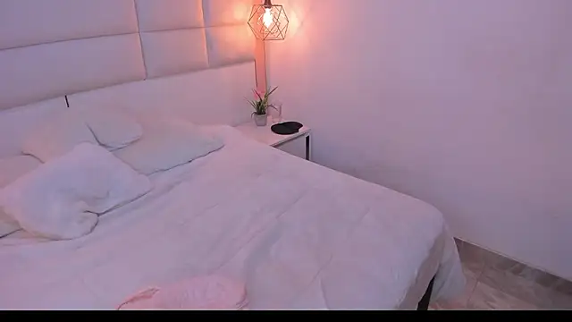 Sofia clk online show from March 2026 03:11:01 AM