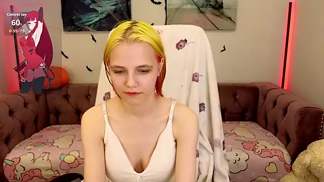 MitaSide online show from October 2025 08:42:01 PM