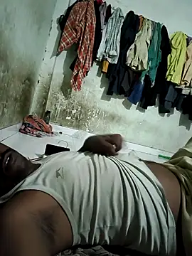 RNlov online show from November 2025 11:58:01 PM