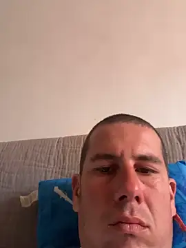 Szeximado31 online show from April 2026 12:32:02 PM