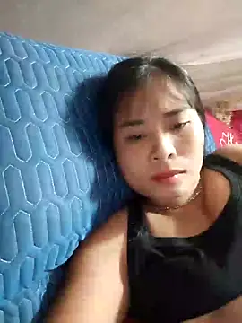 Squirrel-Pear online show from November 2025 10:06:02 AM