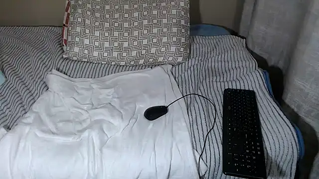 RissaGx online show from October 2025 07:43:02 AM