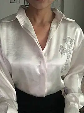 Snapshot of Kylie_beem chatting on July 2026 09:57:01 AM Kylie beem online show from July 2026 09:57:01 AM