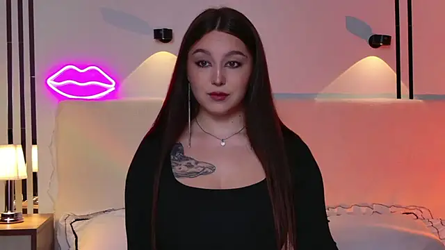  Tessa May  online show from November 2025 12:20:01 AM