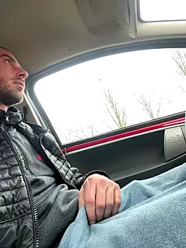 Snapshot of Rotteei1 chatting on December 2025 02:03:01 PM Rotteei1 online show from December 2025 02:03:01 PM