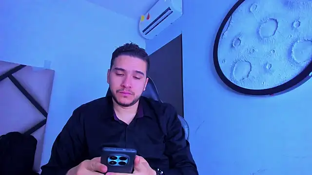 mike 257 online show from February 2026 11:28:02 AM