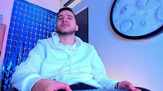 mike 257 online show from March 2026 11:27:01 AM