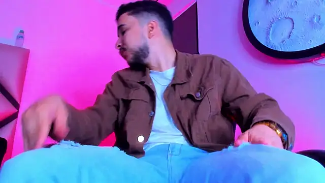 mike 257 online show from April 2026 11:51:02 AM