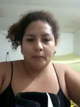 Snapshot of chikis12_ chatting on November 2025 05:19:02 AM chikis12 online show from November 2025 05:19:02 AM