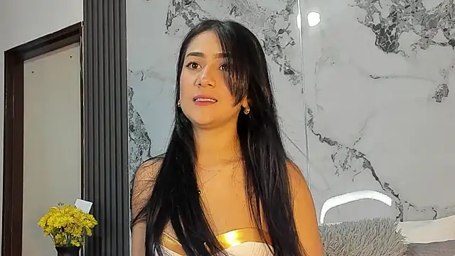 Snapshot of elissaWhite chatting on December 2025 11:55:02 PM elissaWhite online show from December 2025 11:55:02 PM