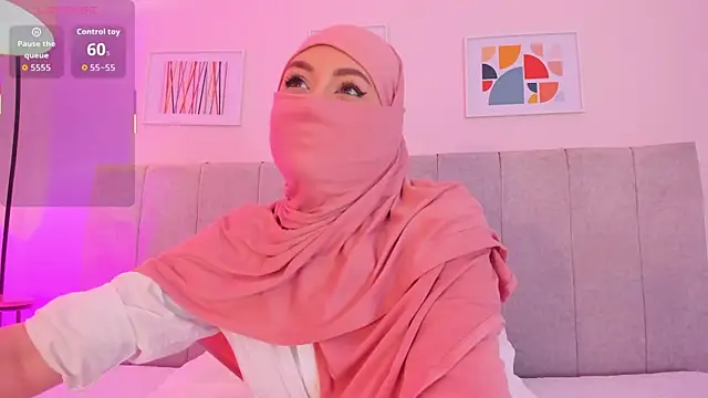 fatiima  online show from November 2025 07:01:02 PM