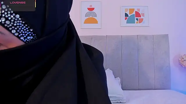 fatiima  online show from March 2026 07:03:02 PM