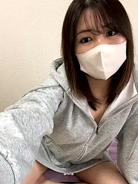 Snapshot of Rui_87 chatting on November 2025 01:37:01 AM Rui 87 online show from November 2025 01:37:01 AM