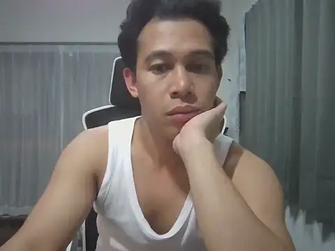 Snapshot of SobaKurd chatting on November 2025 02:17:01 PM SobaKurd online show from November 2025 02:17:01 PM