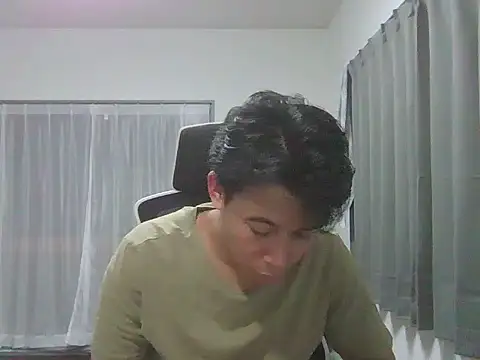 Snapshot of SobaKurd chatting on November 2025 12:37:02 PM SobaKurd online show from November 2025 12:37:02 PM