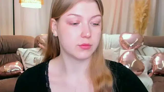 Stella Light online show from February 2026 04:39:02 AM