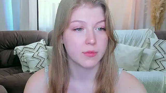 Stella Light online show from April 2026 06:03:01 AM