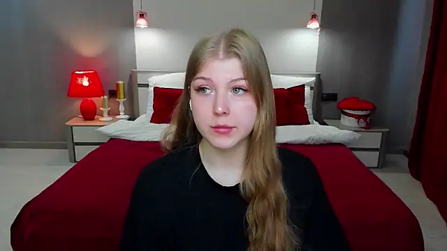 Snapshot of Stella_Light chatting on April 2026 04:30:01 AM Stella Light online show from April 2026 04:30:01 AM