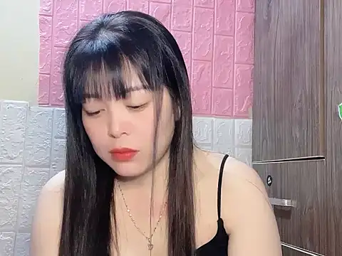 Butterfly kee online show from December 2025 02:23:02 PM