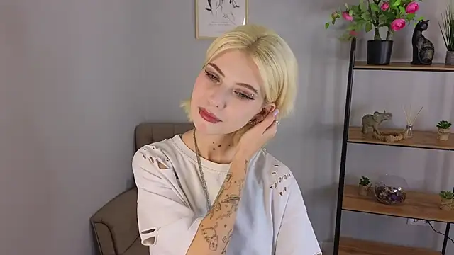 Snapshot of Jasmi_Yets chatting on October 2025 10:06:01 AM Jasmi Yets online show from October 2025 10:06:01 AM