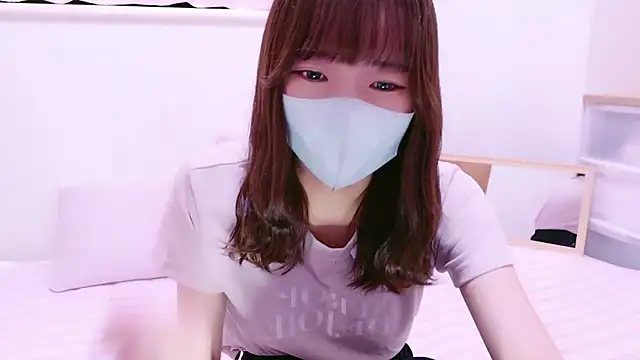 Snapshot of xKoharux chatting on July 2026 11:06:01 AM xKoharux online show from July 2026 11:06:01 AM