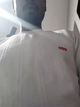 nick2445 online show from December 2025 07:19:02 PM