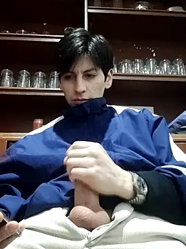 Snapshot of Carriata_larry chatting on November 2025 04:59:01 AM Carriata larry online show from November 2025 04:59:01 AM