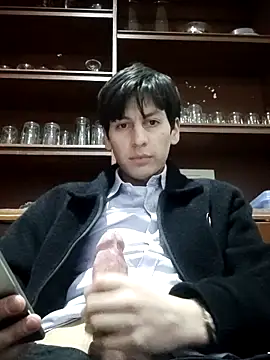 Snapshot of Carriata_larry chatting on November 2025 06:35:02 AM Carriata larry online show from November 2025 06:35:02 AM