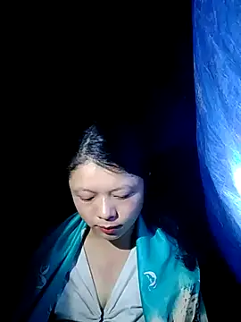 lisa-bae00 online show from October 2025 10:04:01 PM