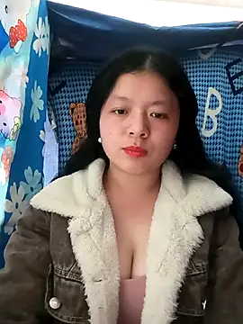 lisa-bae00 online show from February 2026 06:26:01 AM