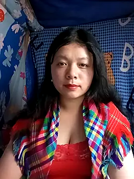 lisa-bae00 online show from March 2026 12:11:01 PM