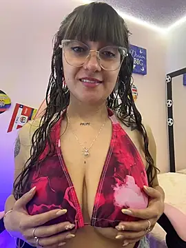Snapshot of Pinkvixen69 chatting on June 2026 02:30:02 PM Pinkvixen69 online show from June 2026 02:30:02 PM