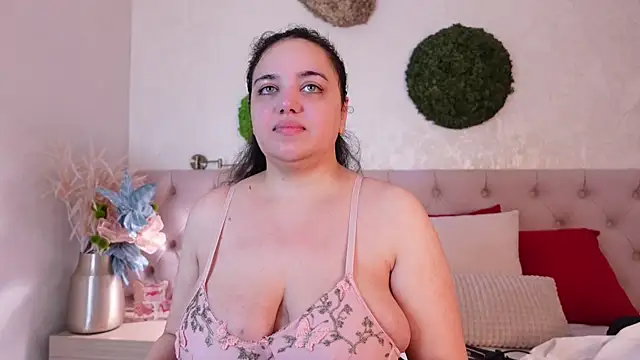 MoniqueJade online show from November 2025 07:25:01 PM