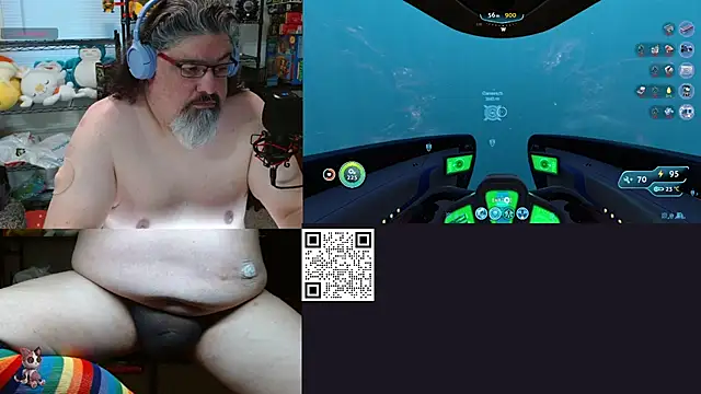 Snapshot of geekycastillo chatting on May 2026 03:15:02 AM geekycastillo online show from May 2026 03:15:02 AM