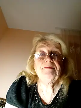 AmyLove353 online show from November 2025 10:59:02 PM