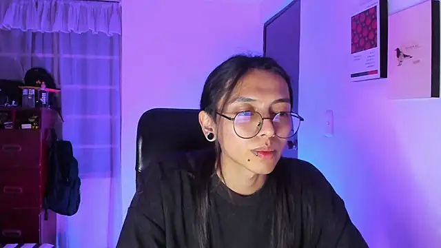  Astrea  online show from February 2026 01:23:01 AM