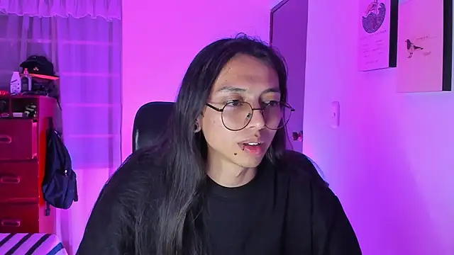  Astrea  online show from March 2026 12:49:02 AM