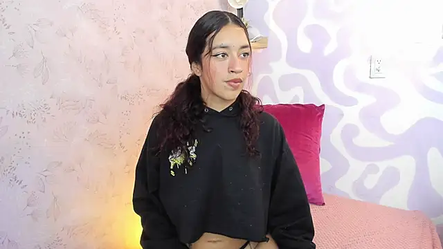 Snapshot of mia_scarlett7 chatting on April 2026 01:41:02 PM mia scarlett7 online show from April 2026 01:41:02 PM