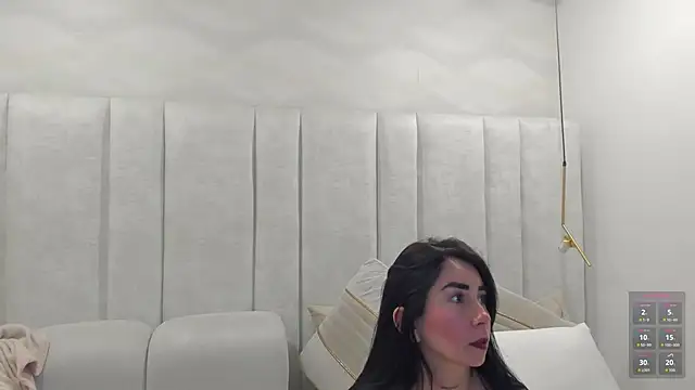 AnnieLove  online show from November 2025 02:05:02 PM