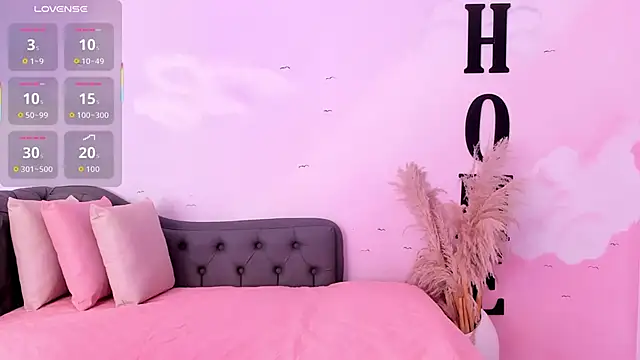 gracehall 1 online show from November 2025 01:15:02 PM