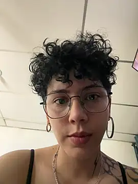 Abby Evanns1 online show from February 2026 12:07:01 AM