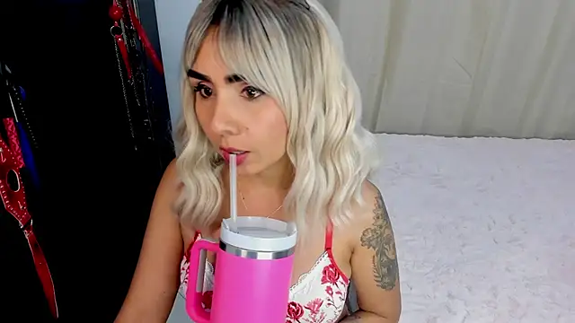 Emilyvalk  online show from March 2026 09:01:02 PM