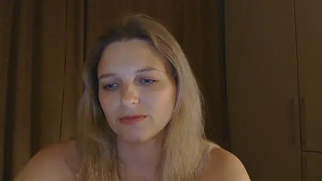ElisSky301 online show from June 2026 08:45:02 PM