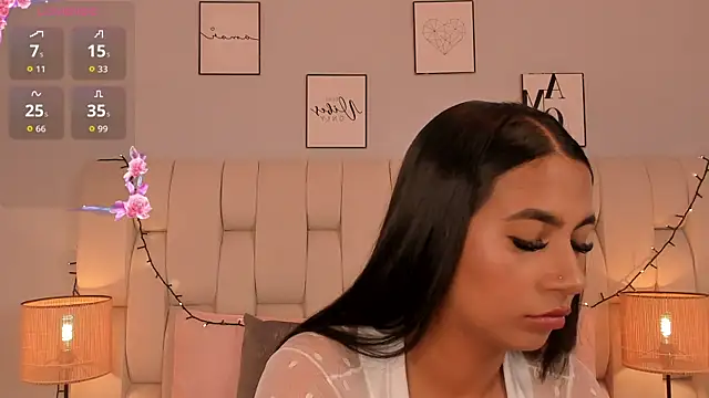 ameliebelle  online show from November 2025 12:37:01 PM